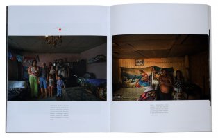 Dom na fotografii - 7. Triennale Sztuki Sacrum