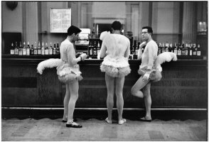 Elliott Erwitt (1928-2023)