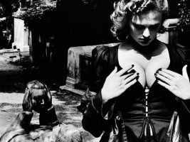 Helmut Newton (1920 - 2004)