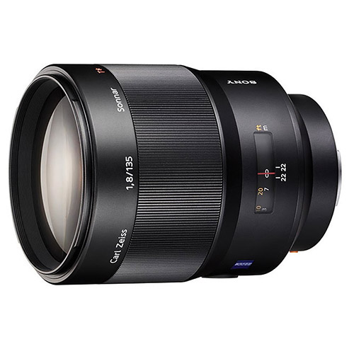 Sony 135mm f/1.8 Carl Zeiss Sonnar T*