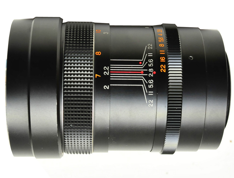 Accura Diamatic Auto 135mm f/2.8