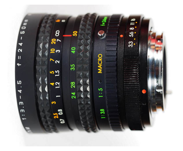 Makinon 24-50mm f/3.3-4.5 MC Auto Zoom