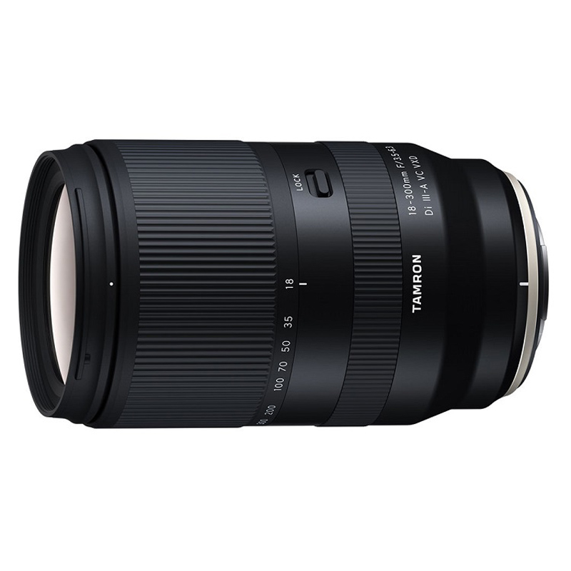 Tamron 18-300mm f/3.5-6.3 Di III-A VC VXD
