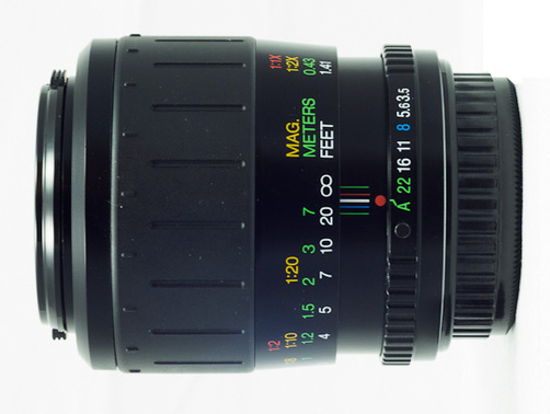 Cosina 100 mm f/3.5 Macro
