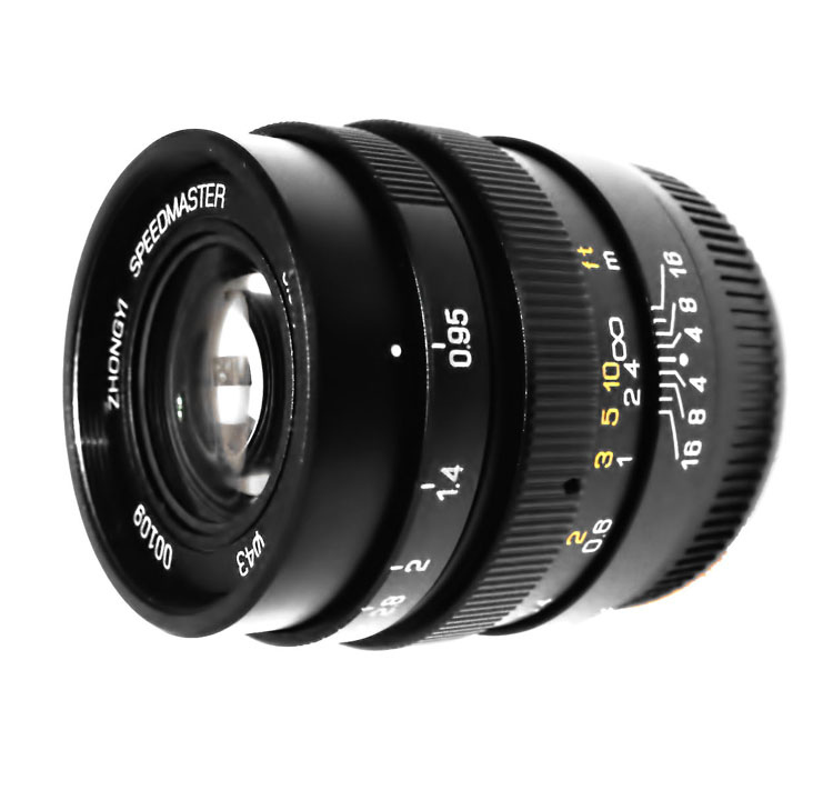 Mitakon Speedmaster 25 mm f/0.95