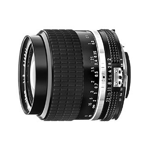 Nikon Nikkor 28mm f/2