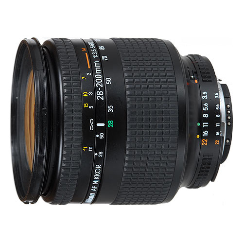 Nikon Nikkor AF 28-200mm f/3.5-5.6D IF