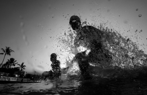 I Nagroda 53. edycji World Press Photo w kategorii: Sports Action Stories, Donald Miralle, Jr., USA, Ironman World Championships, Hawaii