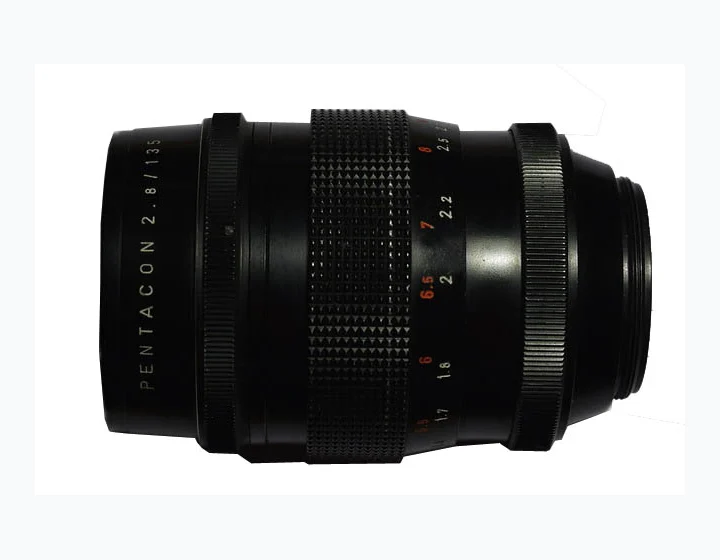 Pentacon 135mm f/2.8