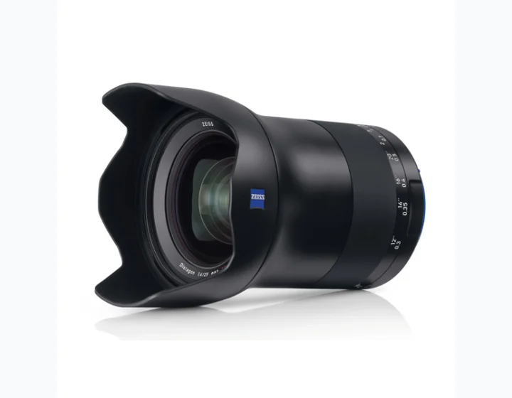 Carl Zeiss Milvus 25mm f/1.4