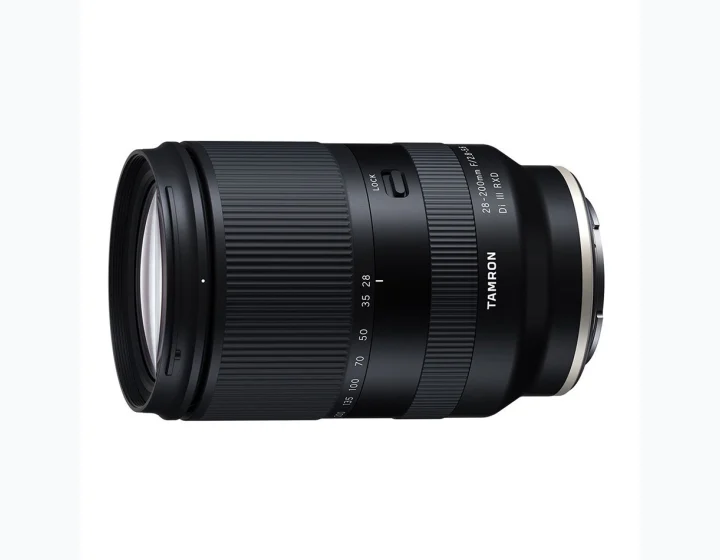 Tamron 28-200mm f/2.8-5.6 Di III RXD