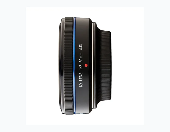 Samsung NX 30mm f/2 Pancake