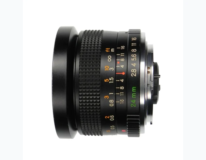 Yashica ML 24mm f/2.8